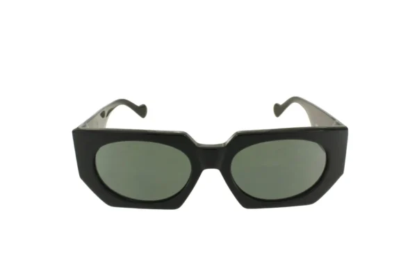 Maeve C1 Black